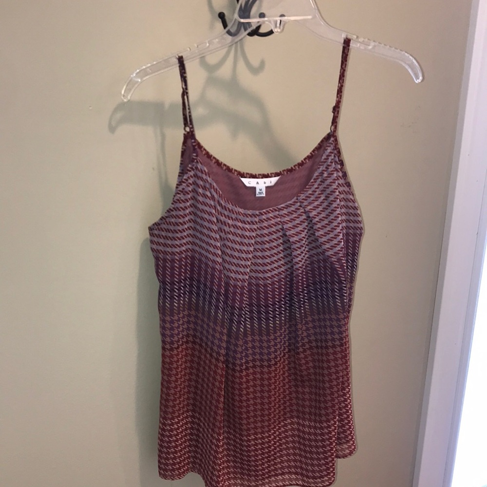 EUC - Cabi Sz M - Flowy Cami in burgundy, plum, gray houndstooth ish pattern.